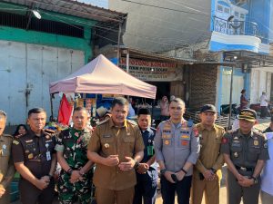 Tergabung Dalam Tim Pengendali Inflasi, Kapolres Bantaeng Tinjau Ketersediaan dan Harga Bahan Pokok di Pasar