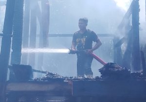 Sijago Merah Mengamuk, 1 Unit Rumah Panggung di Kecamatan Sanggalangi Ludes