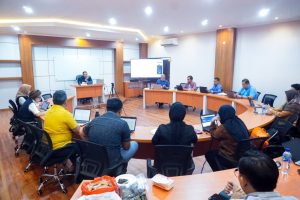 Beri Kuliah Program Doktor Ilmu Hukum, Bamsoet Ingatkan Pentingnya Keseimbangan Antara Demokrasi dan Hukum