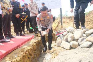 Kapolda Sulsel Letakkan Batu Pertama Pembangunan Rusun Batalyon D Pelopor di Luwu