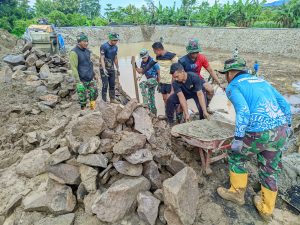 Memasuki Hari Ke 18, Satgas TMMD Ke 124 Kodim 1410/Bantaeng Genjot Pengerjaan Embung Desa Barua