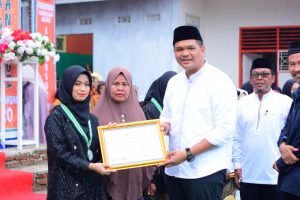 Penamatan Madrasah Al-Mansur Biangloe, Bupati Bantaeng Minta Siswa Terima Kasih ke Orang Tua