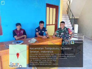 Babinsa Desa Bonto-Bontoa Ajak Warga Jaga Silaturahmi dan Kamtibmas di Lingkungan Pasar Tradisional
