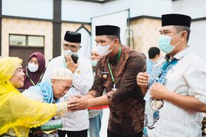 Bupati Bantaeng Jemput Rombongan Jemaah Haji Asal Kabupaten Bantaeng