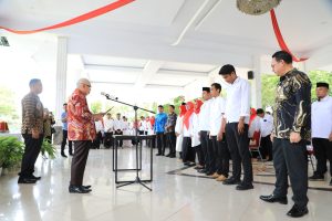 Wabup Bantaeng Lantik Pengurus Koperasi Desa /Kelurahan Merah Putih