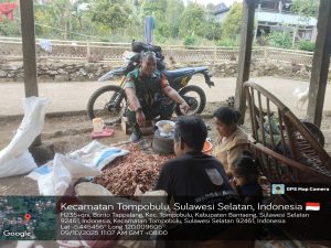 Himbau Warga Jaga Silaturahmi dan Waspada Kebakaran di Musim Kemarau, Babinsa Gencar Laksanakan Komsos